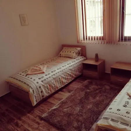 Petrov Apartamento Tryavna